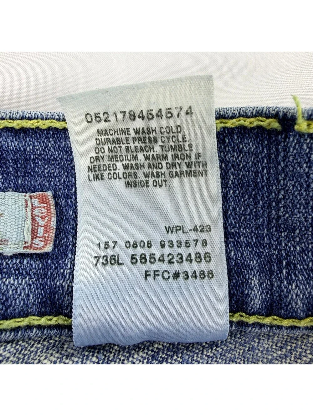Levi's 542 Low Flare Women's 10M Y2K Cutoff Denim Bermuda Shorts Flap Pocket